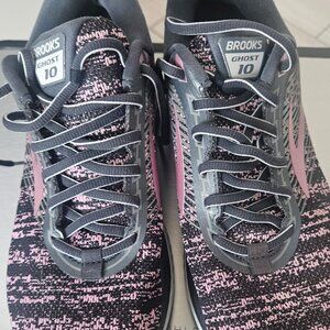 Women's Brooks DNA Ghost Running Walking Trail Mesh upper Black Gray Pink sz 9.5